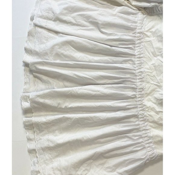 Antique Intricate Lace Textile Cotton Tablecloth Skirt Bedskirt 48x68 - 26 drop - Picture 4 of 9